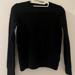 Quince 100% Mongolian Cashmere Black Crew Neck Sweater size small